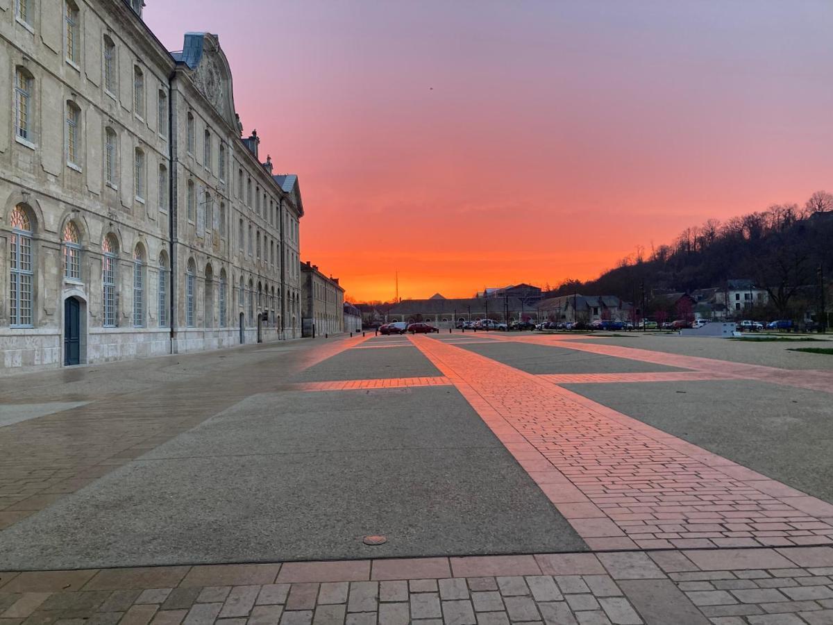 Vendome Au Bord Du Loir Acomodação com café da manhã Exterior foto